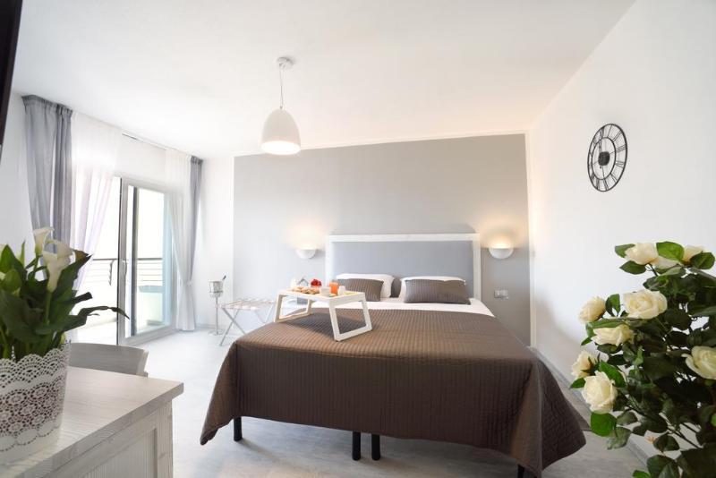 Hotel Gli Ulivi Orosei Exteriör bild